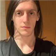 Profesor con más 10 años de experiencia estudiando música y teoría musical, ofrece clases de piano y teoria musical.